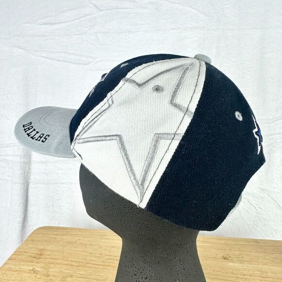 Dallas Cowboys Vintage Hook and Loop Closure Star Hat - Picture 3 of 6